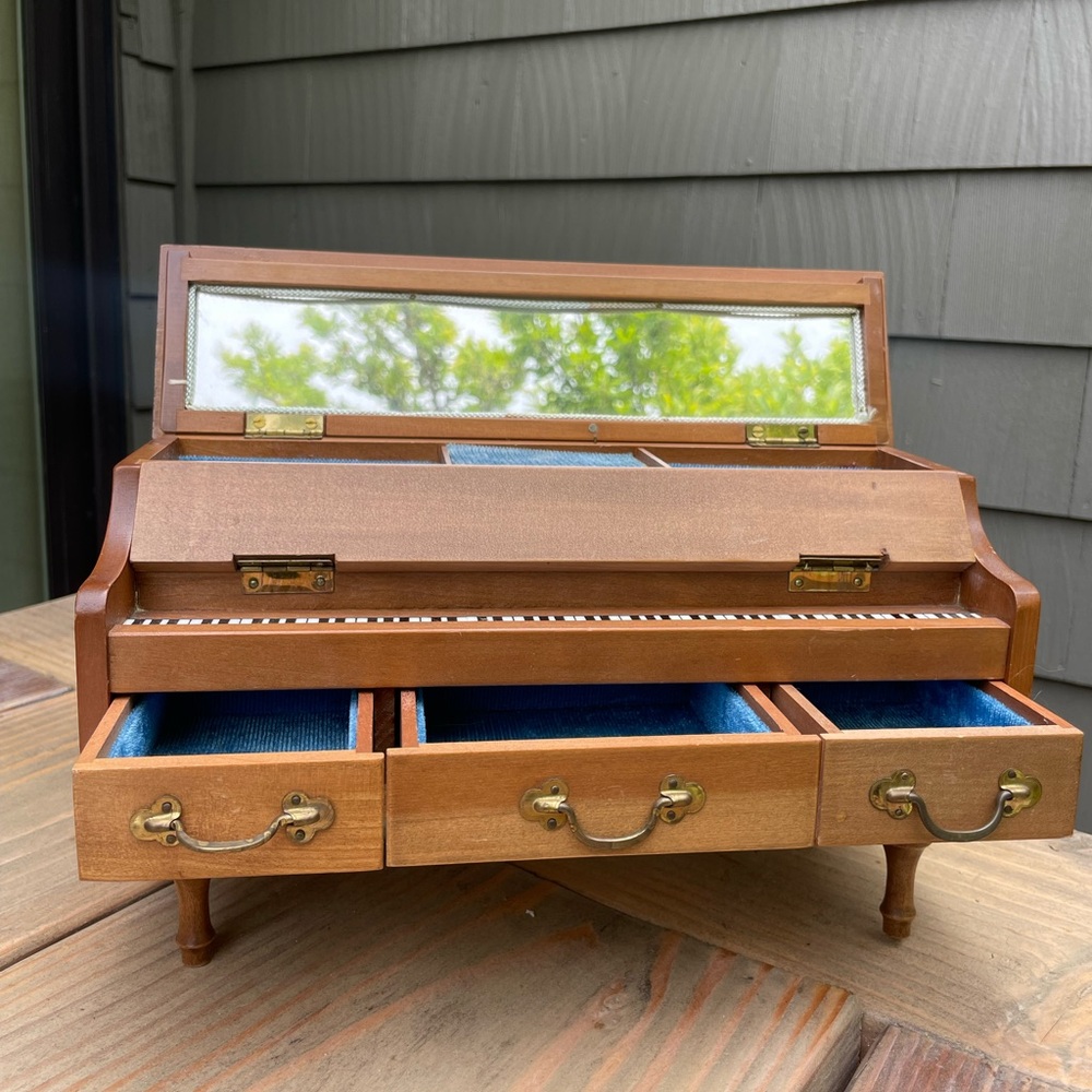 Vintage piano jewelry box